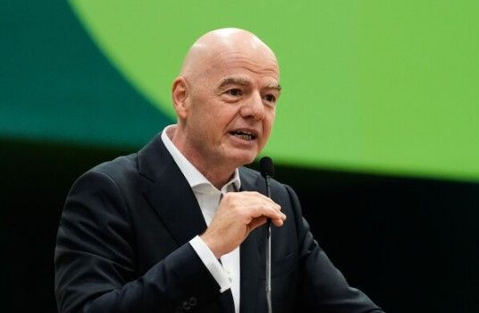 Evropski zastupnici traže istragu protiv FIFA-e i Džanija Infantina zbog narušavanja političke neutralnosti