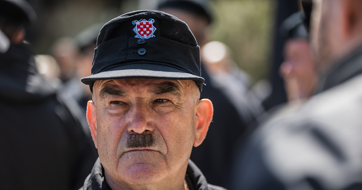 Skejo odbrusio Pupovcu: "On će mi govoriti kakve brkove treba da imam"