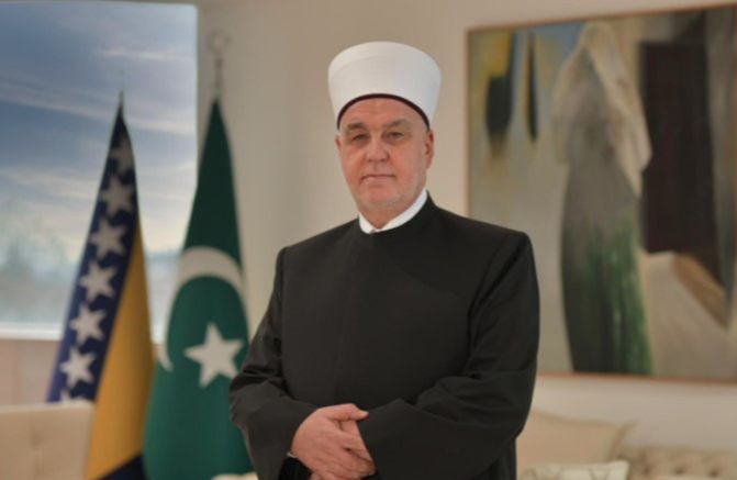 Reisu-l-ulema Husein ef. Kavazović za "Avaz": Moja sjećanja na Srebrenicu: Od okamenjene boli do pobjede života