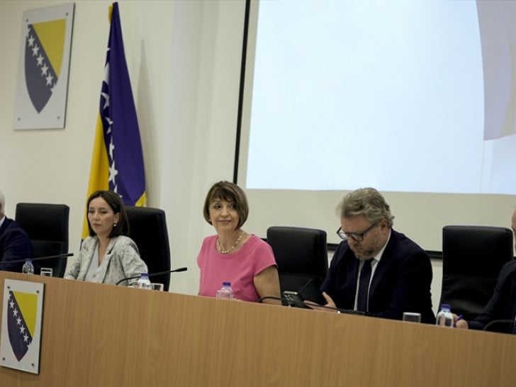Hod po ivici do početka kampanje: CIK ne prašta ni najmanji korak