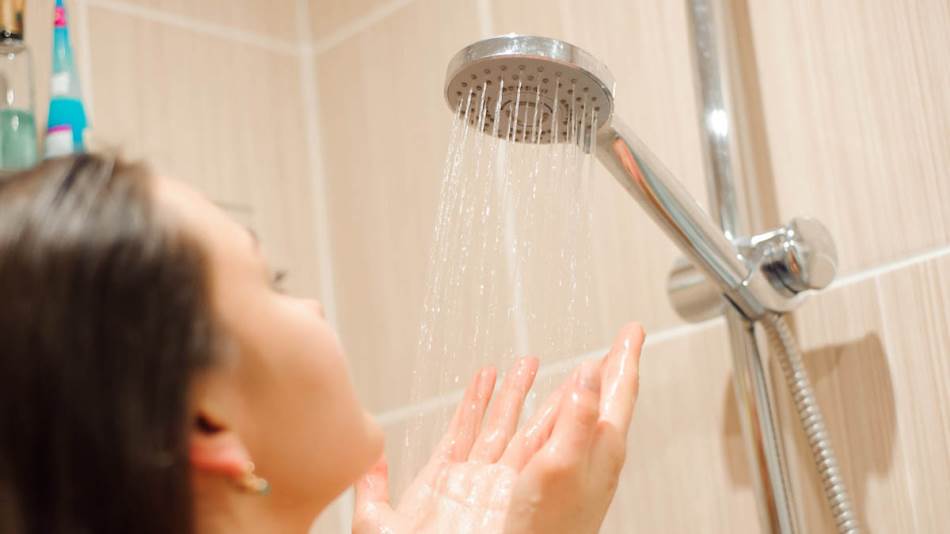 Skrivena opasnost u kupatilu: Onkolozi upozoravaju na sastojke u gelovima za tuširanje koji mogu ugroziti zdravlje