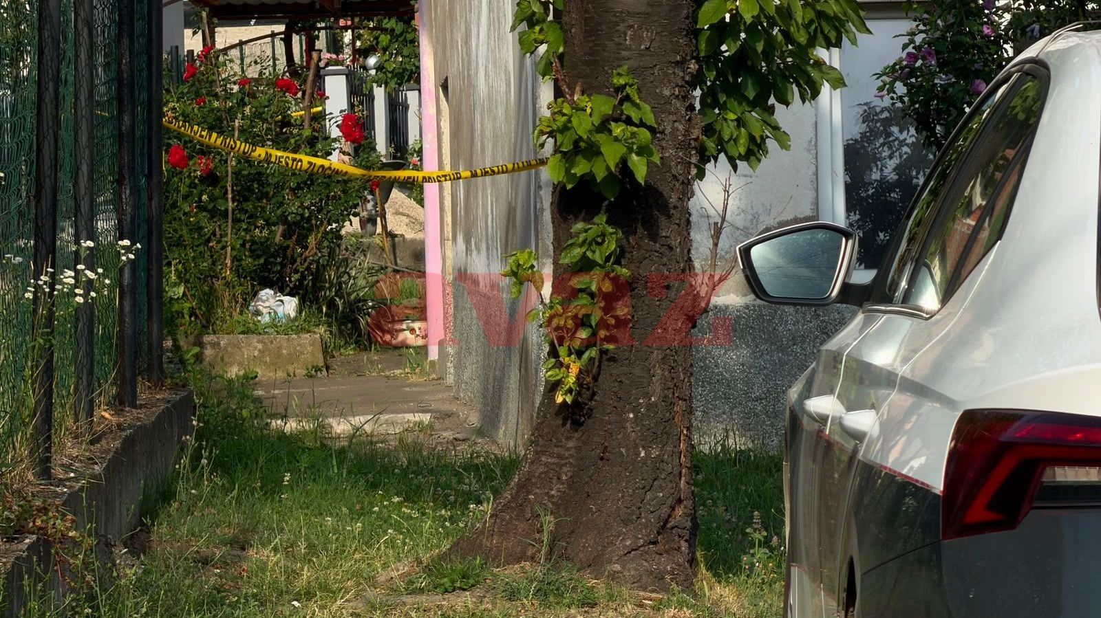 Prve fotografije s mjesta strave u Tuzli: Ovdje je muškarac isjekao komšinicu
