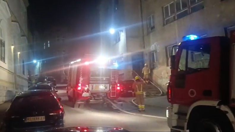 Video / Drama u centru Sarajeva: Izbio požar u ulici Josipa Štadlera