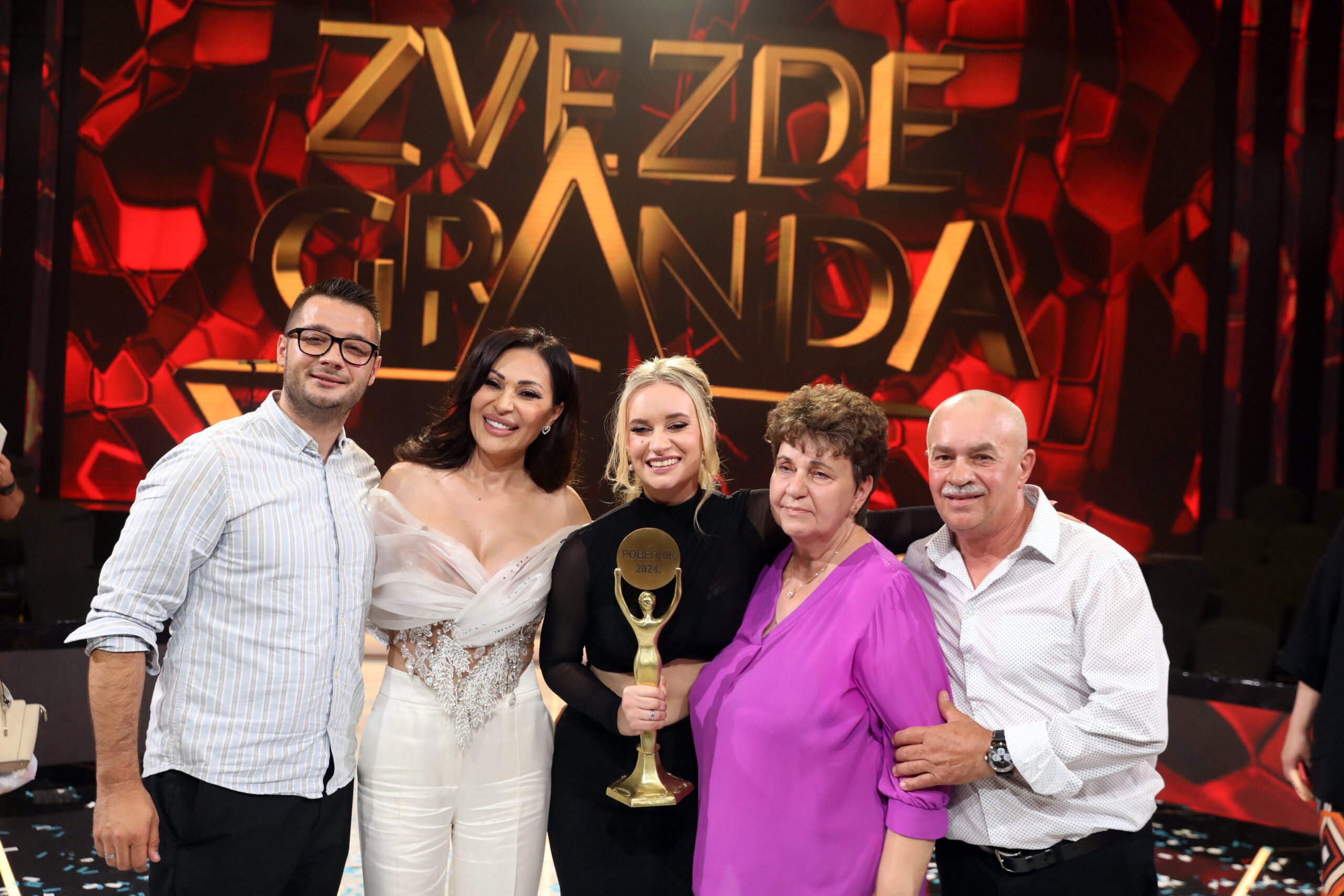 "Zakače ti etiketu iako znaš da si više od toga" Šejla Zonić progovorila o pritisku u "Zvezdama Granda"