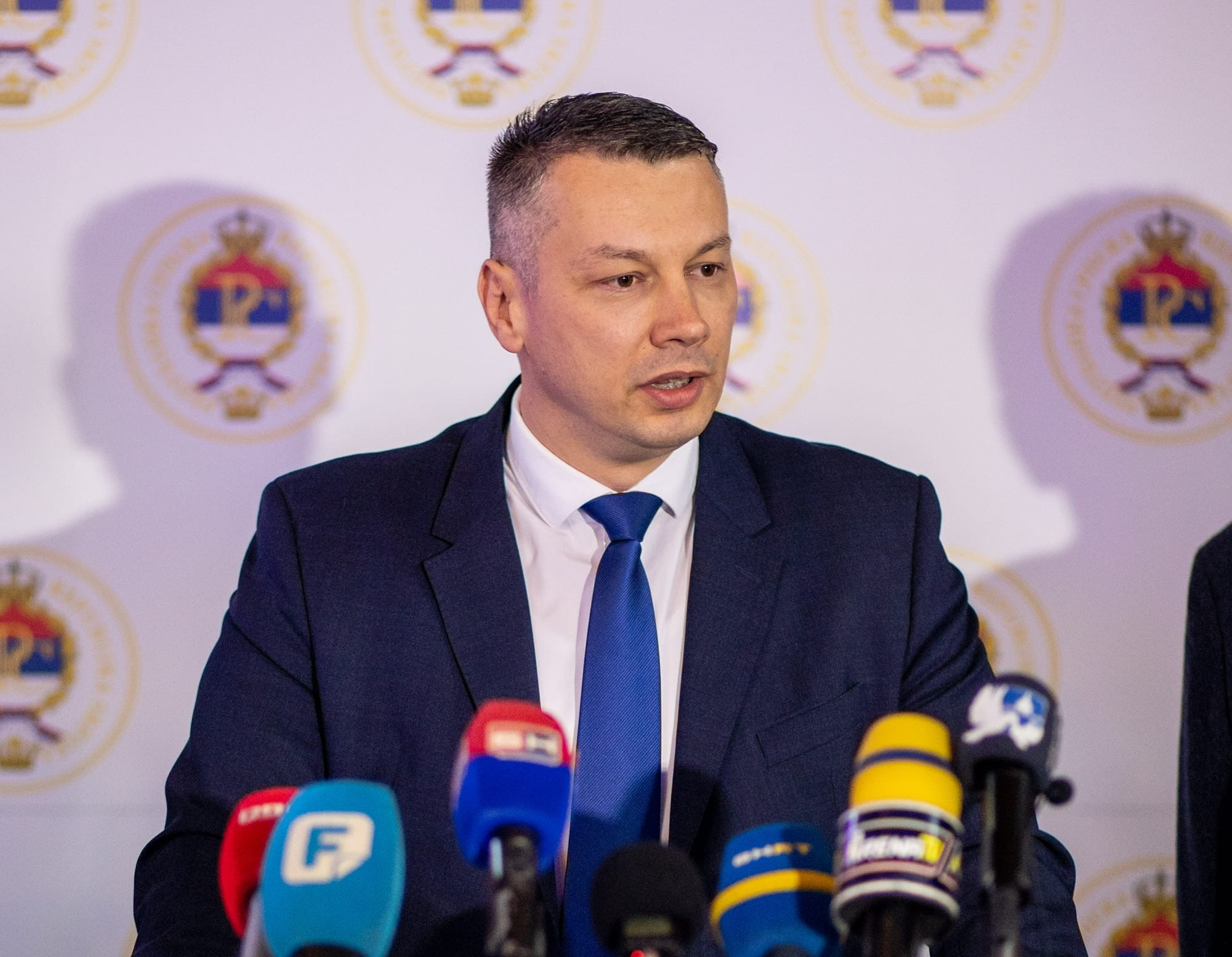(VIDEO) "Vjerujem u Boga" Nešić poručio da mu je, kako se vratio iz Bratunca, samo JEDNO PITANJE NA PAMETI