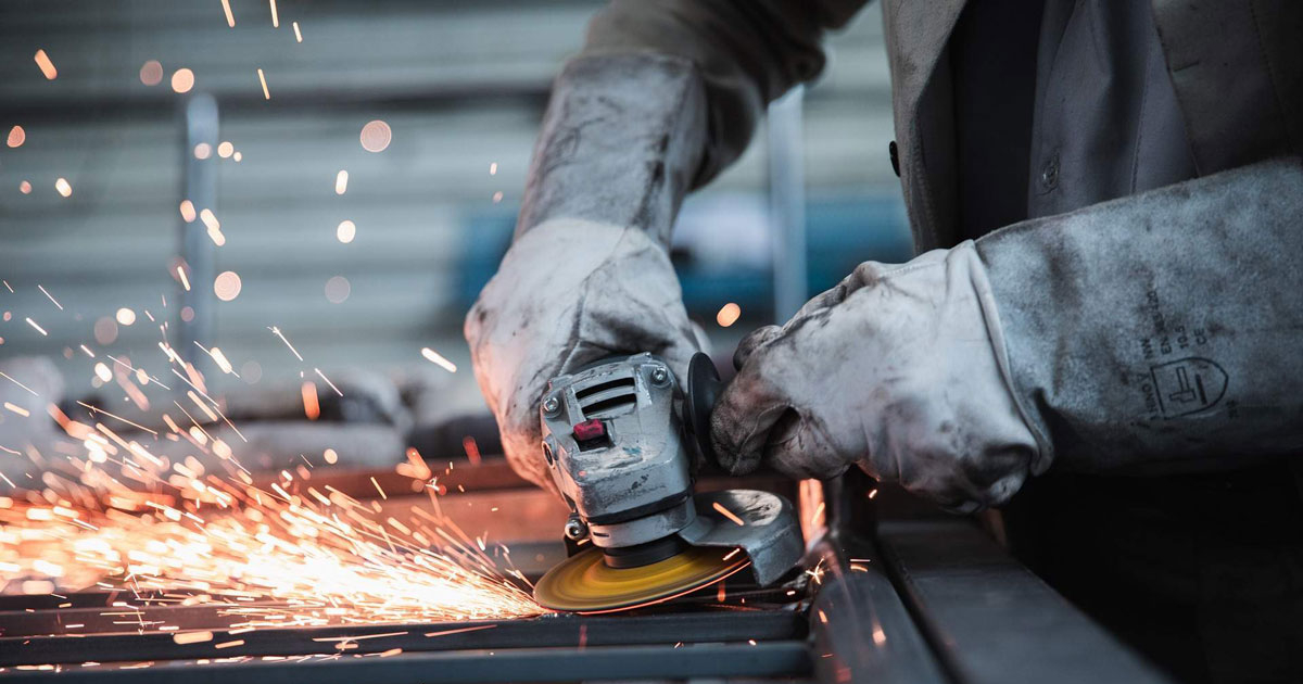 Industrija u RS ne izlazi iz krize: Proizvodnja pala 7,6 odsto, manje i zaposlenih