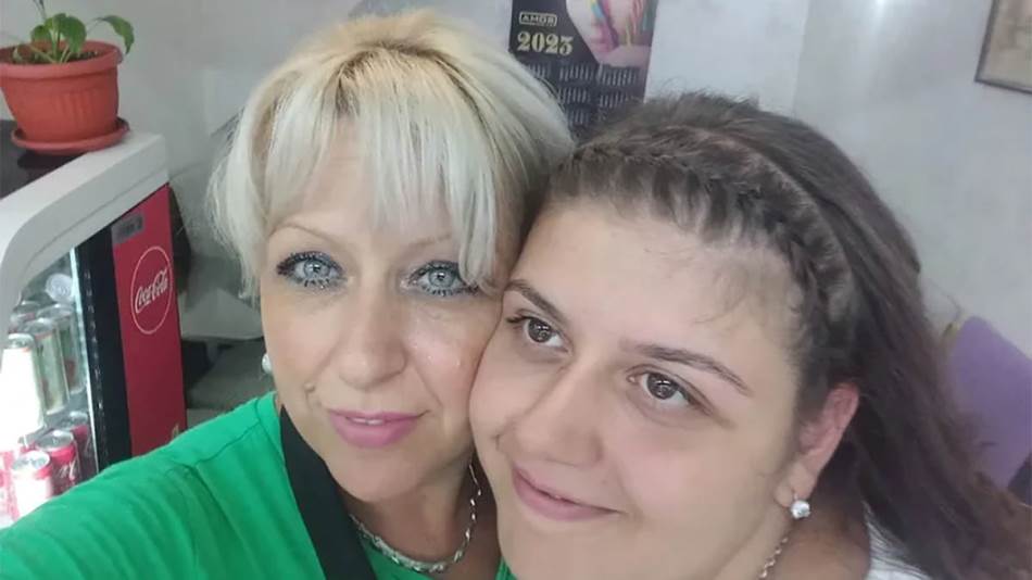 Žalile se na glavobolju, pa umrle u roku od sat vremena: Obrt u slučaju majke i kćerke koje su preminule u Crnoj Gori