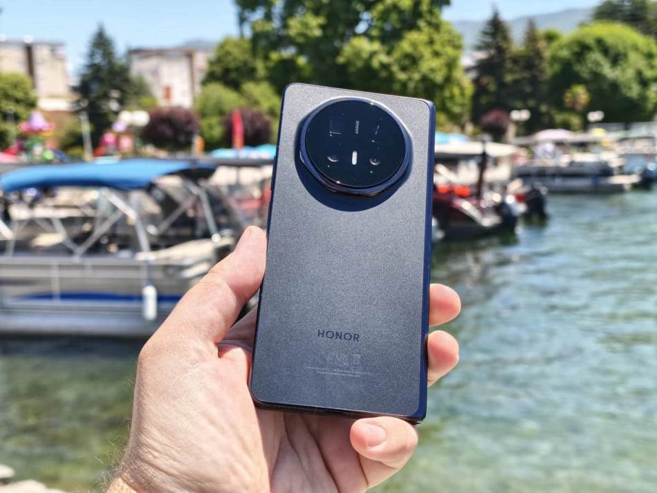 HONOR Magic V6 recenzija, utisci, cijena i specifikacije