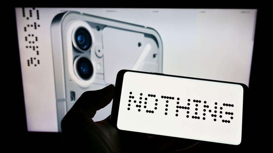 Novi Nothing Phone 4b od 329 evra