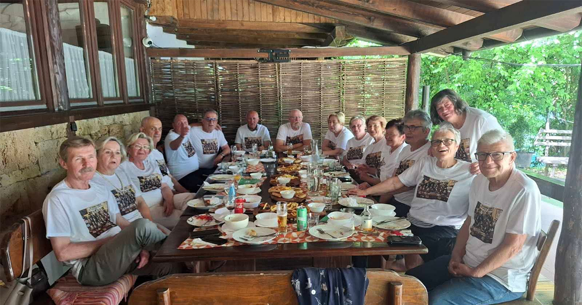 Zlatni jubilej: Pola vijeka prijateljstva bihaćkih srednjoškolaca (FOTO)