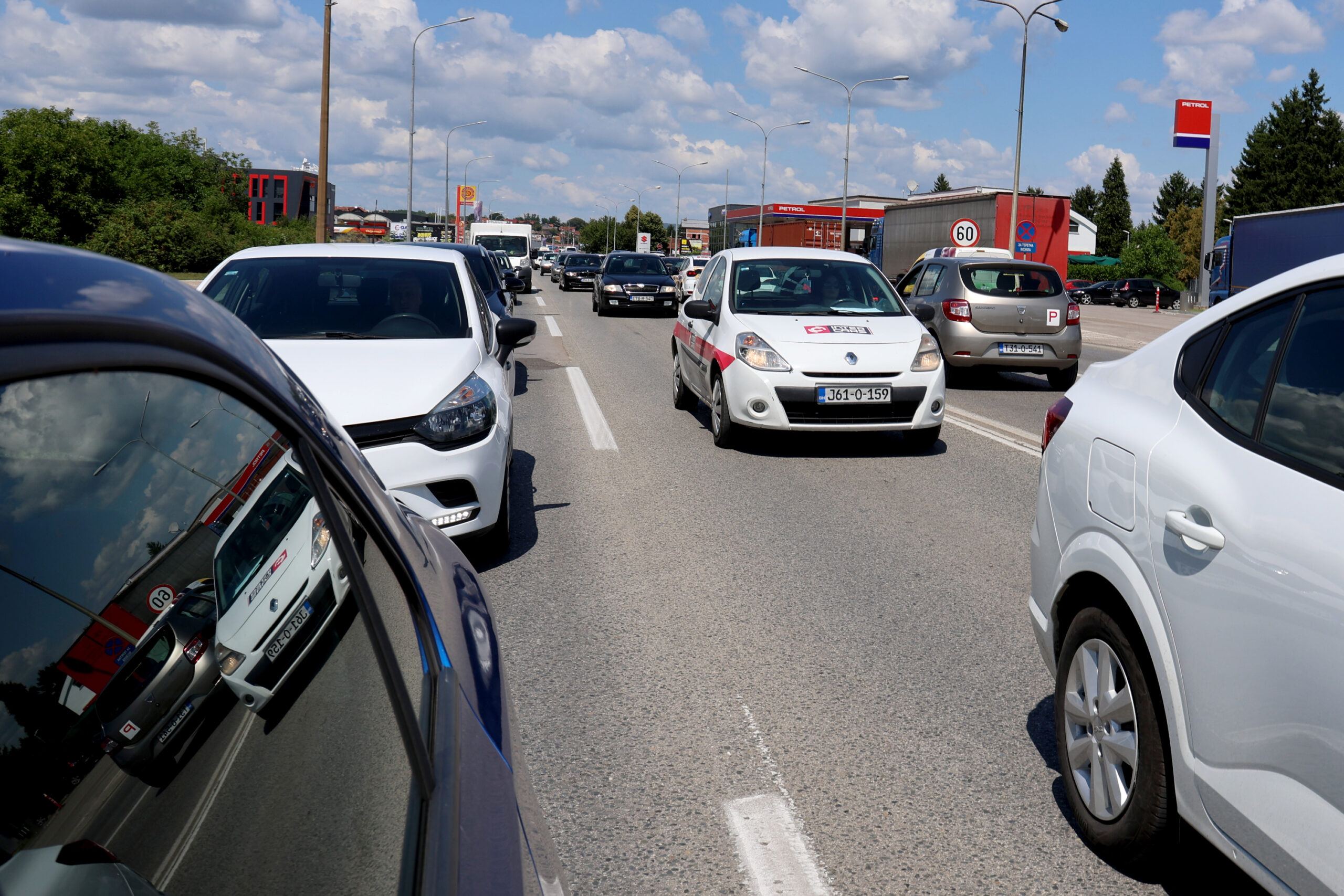 Kraj divljanju za volanom? Automobili će sami usporavati kada prekoračite brzinu