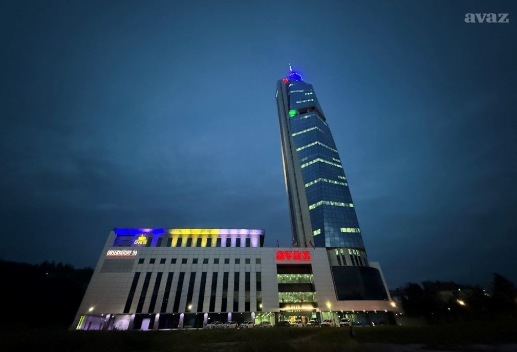Avaz Twist Tower zasjao u bojama zastave BiH uoči historijske utakmice protiv Amerike