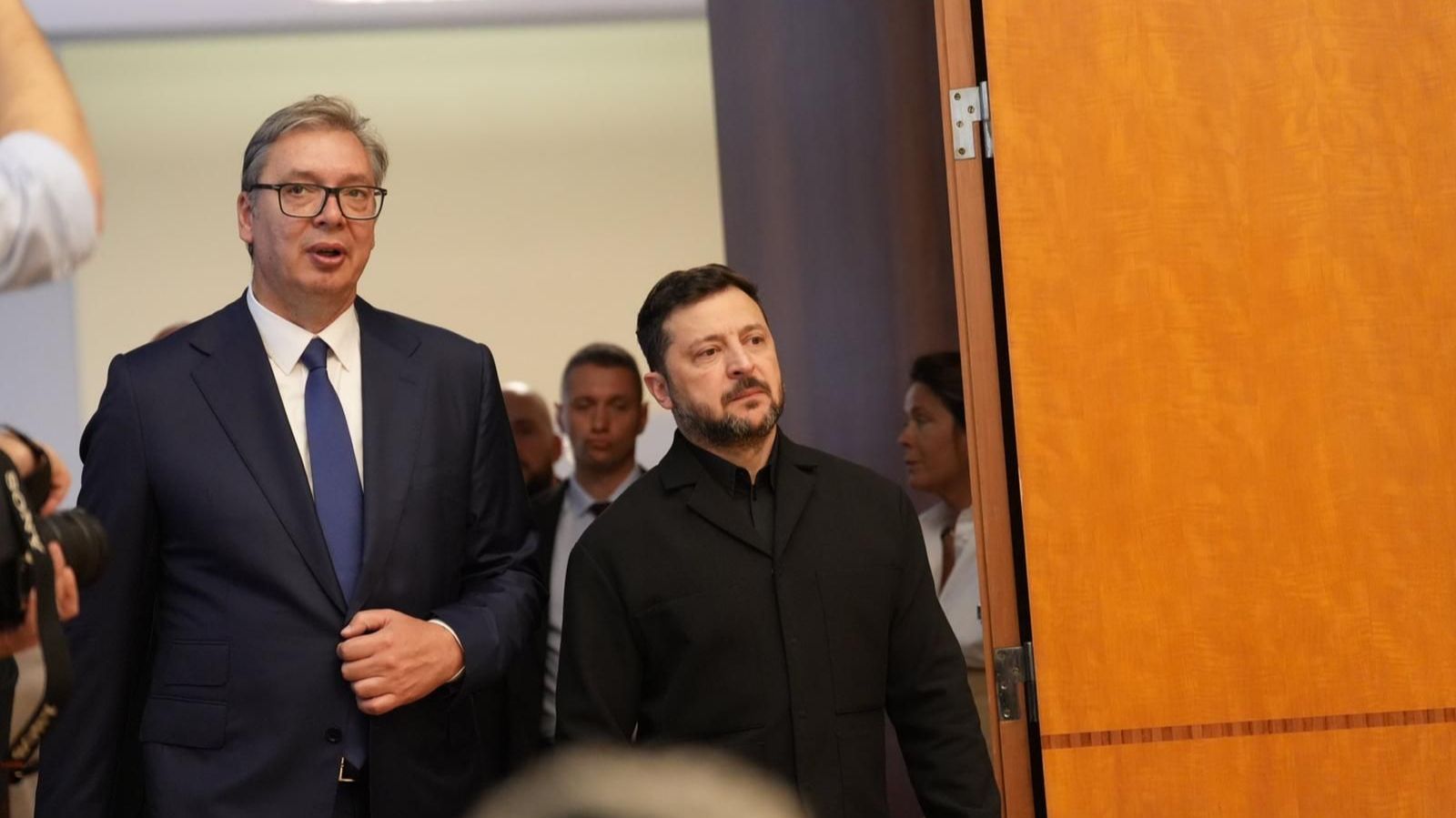 Vučić sa Zelenskim: Podržavamo teritorijalni integritet Ukrajine, oni nikada nisu priznali Kosovo, imaju podršku na evropskom putu
