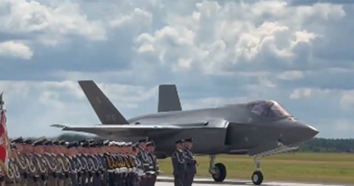 Poljska predstavila prve borbene avione F-35 Husarz (VIDEO)
