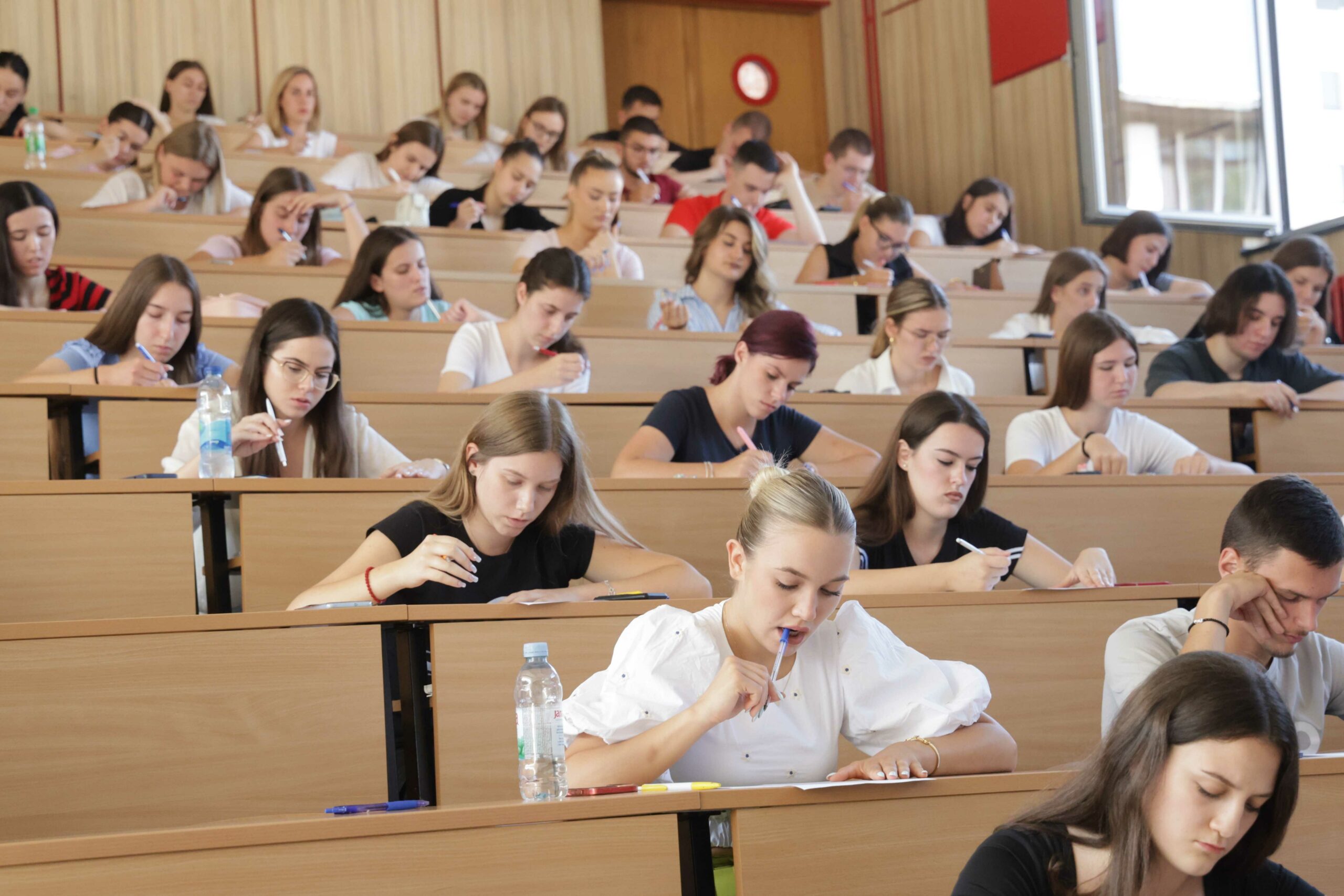 VAŽNA ODLUKA ZA STUDENTE Evo ko može da se upiše bez ponovnog prijemnog ispita