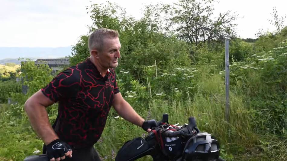 Poslije 35 godina u Švajcarskoj vratio se kući biciklom: Razlog zbog kog je prešao 1.200 kilometara mnoge će dirnuti