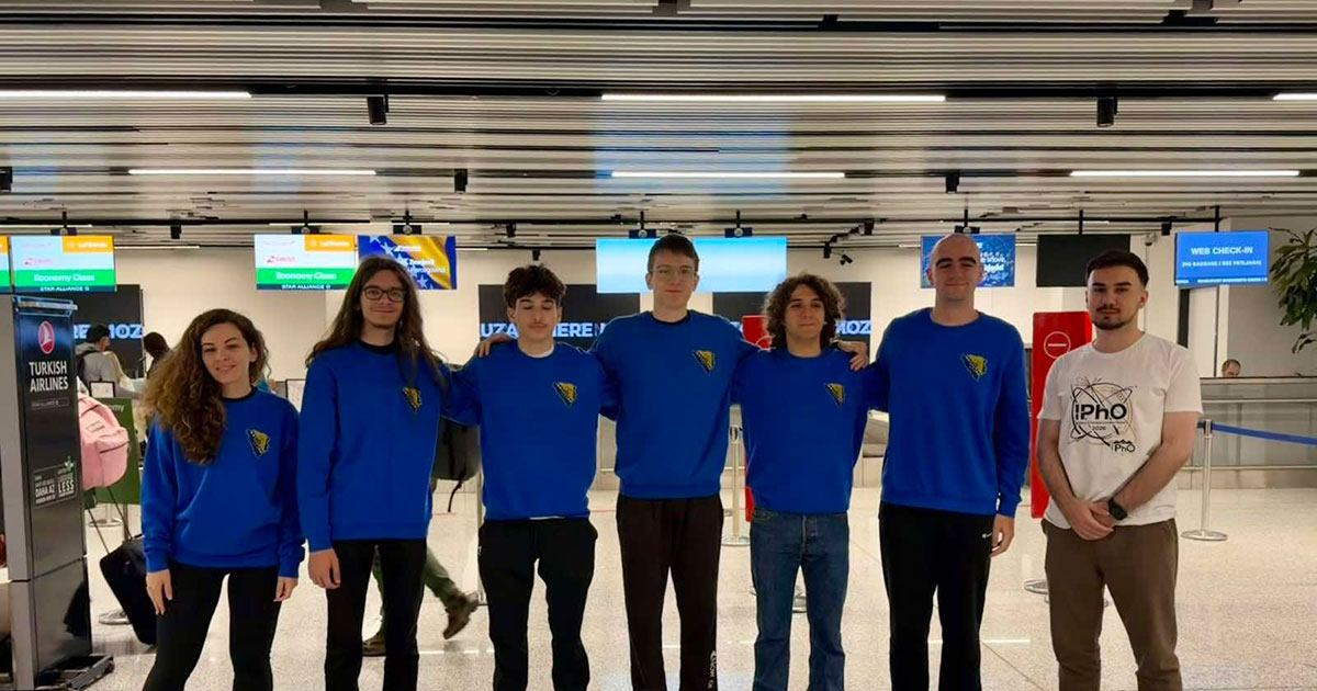 Gimnazijalac iz RS briljirao na olimpijadi iz fizike, osvojio bronzu (FOTO)