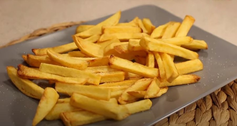 Omiljena hrana i velika dilema: Da li znate kako se piše “ponfrit” ili “pomfrit”