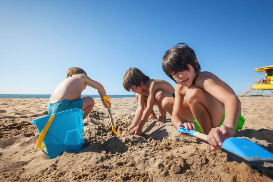 Kako zaštiti bebu i djecu od visokih temperatura