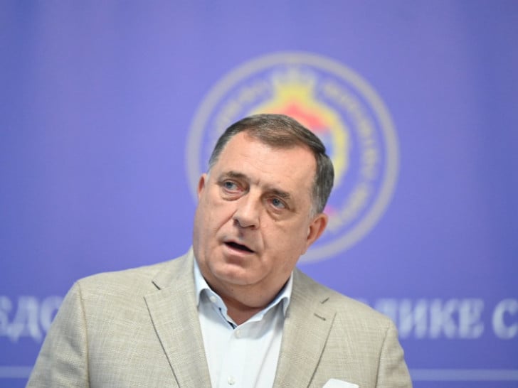 Dodik: Izbori neravnopravni, imena partija nisu jasno vidljiva na listićima