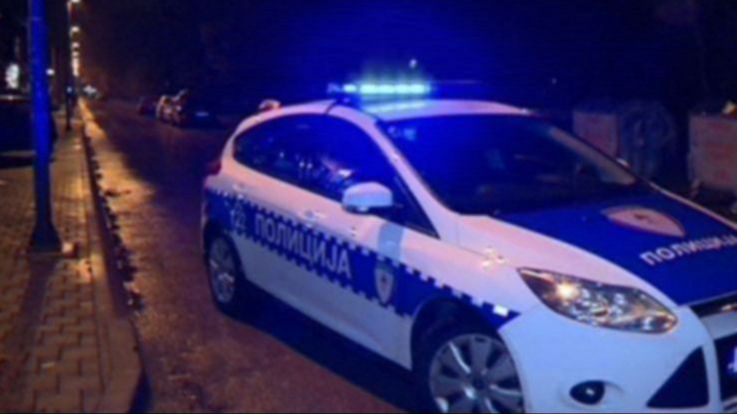 Muškarac iz Sarajeva se popeo na drvo kod Pala i odbija sići, na terenu pregovarački timovi i porodica