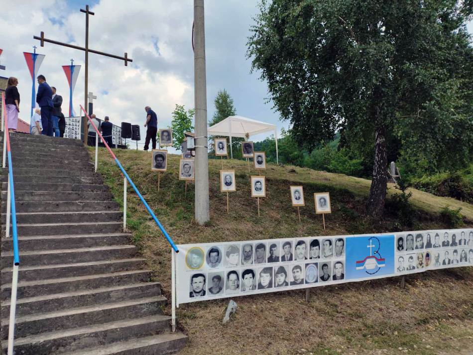 U Zalazju parastos Srbima ubijenim na Petrovdan 1992. godine